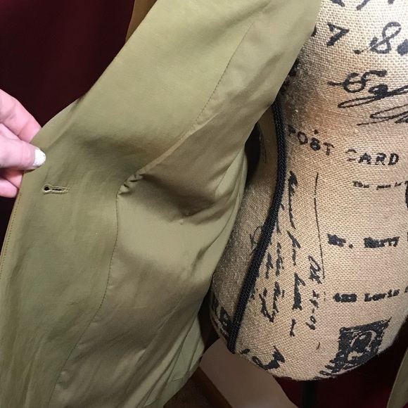 NWOT Express beautiful belted olive colored jacket - Picture 5 of 11